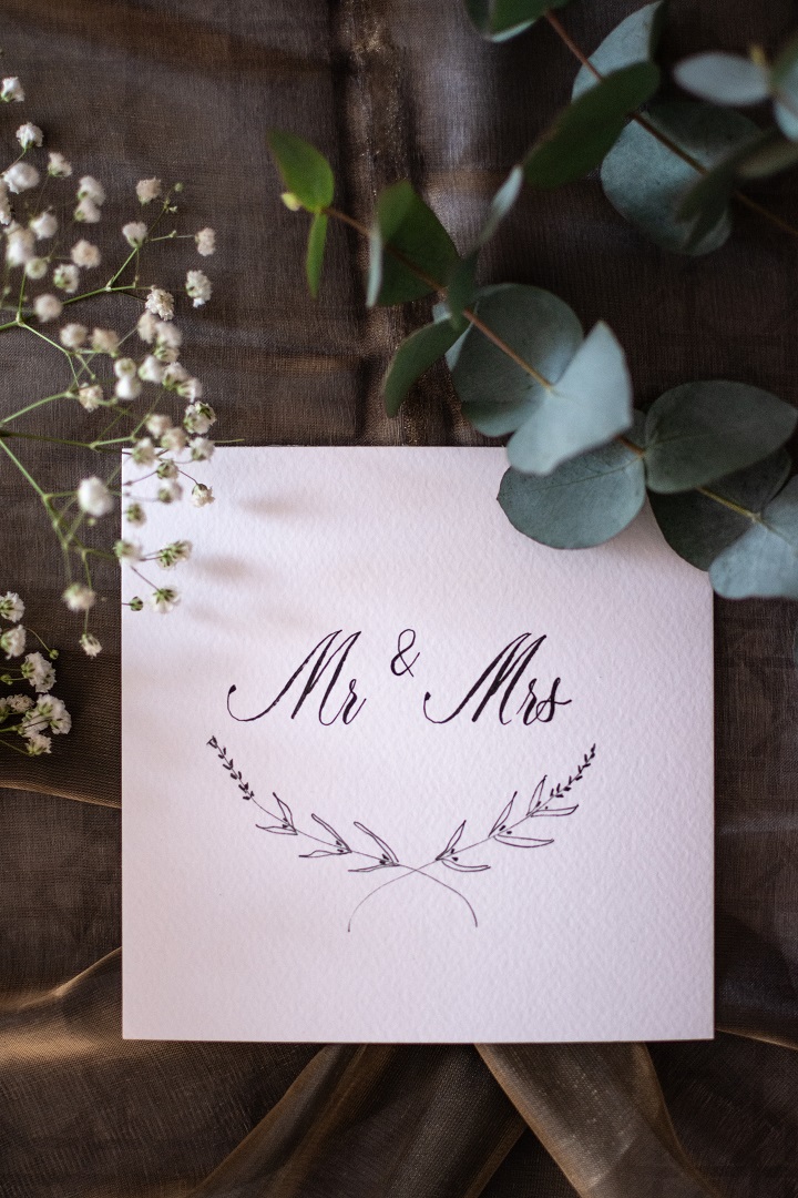 esküvő kalligráfia